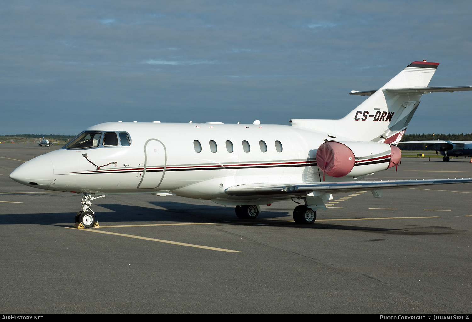 Aircraft Photo of CS-DRW | Raytheon Hawker 800XPi | AirHistory.net #132849