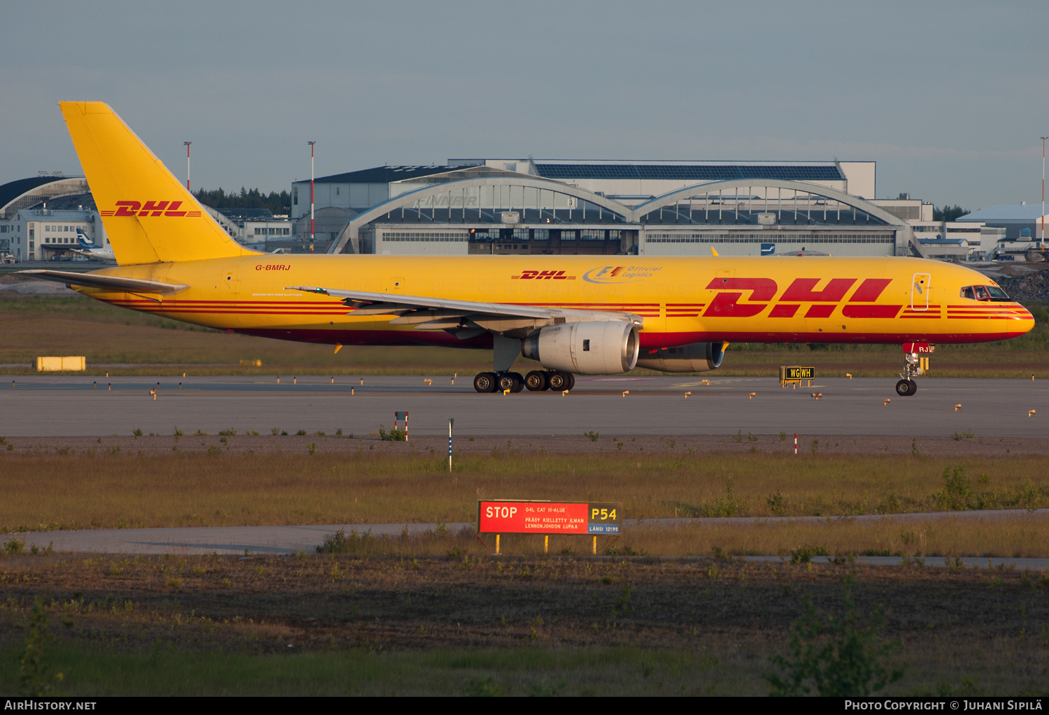 Aircraft Photo of G-BMRJ | Boeing 757-236/SF | DHL International | AirHistory.net #132957