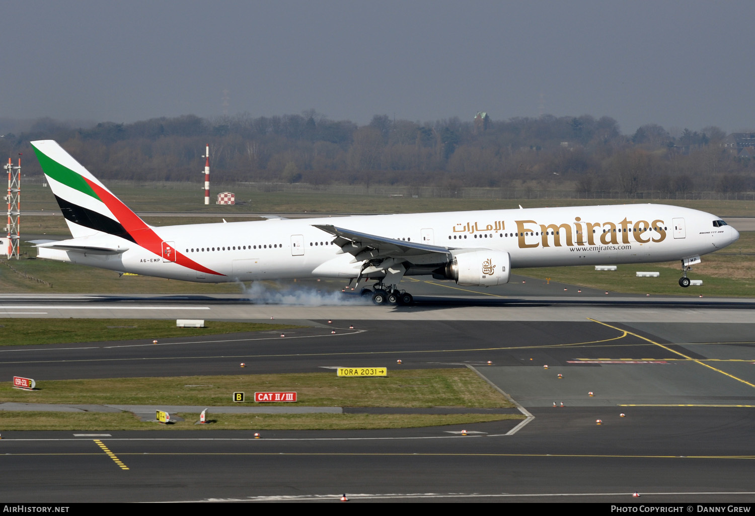Aircraft Photo of A6-EMP | Boeing 777-31H | Emirates | AirHistory.net #133048
