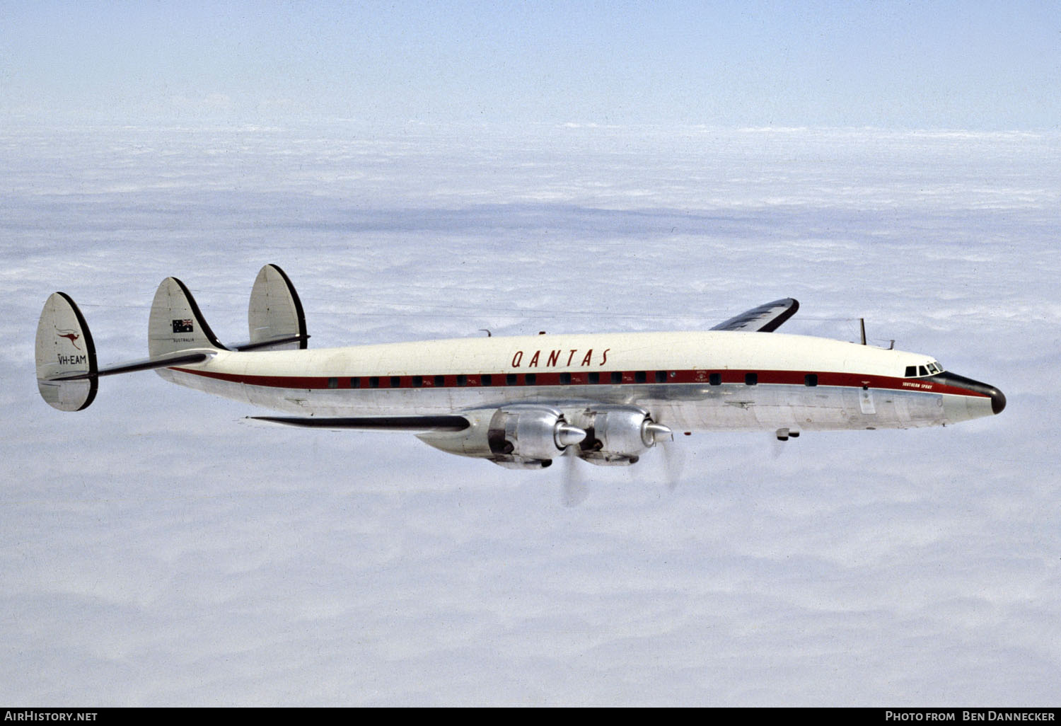 Aircraft Photo of VH-EAM | Lockheed L-1049H Super Constellation | Qantas | AirHistory.net #133301