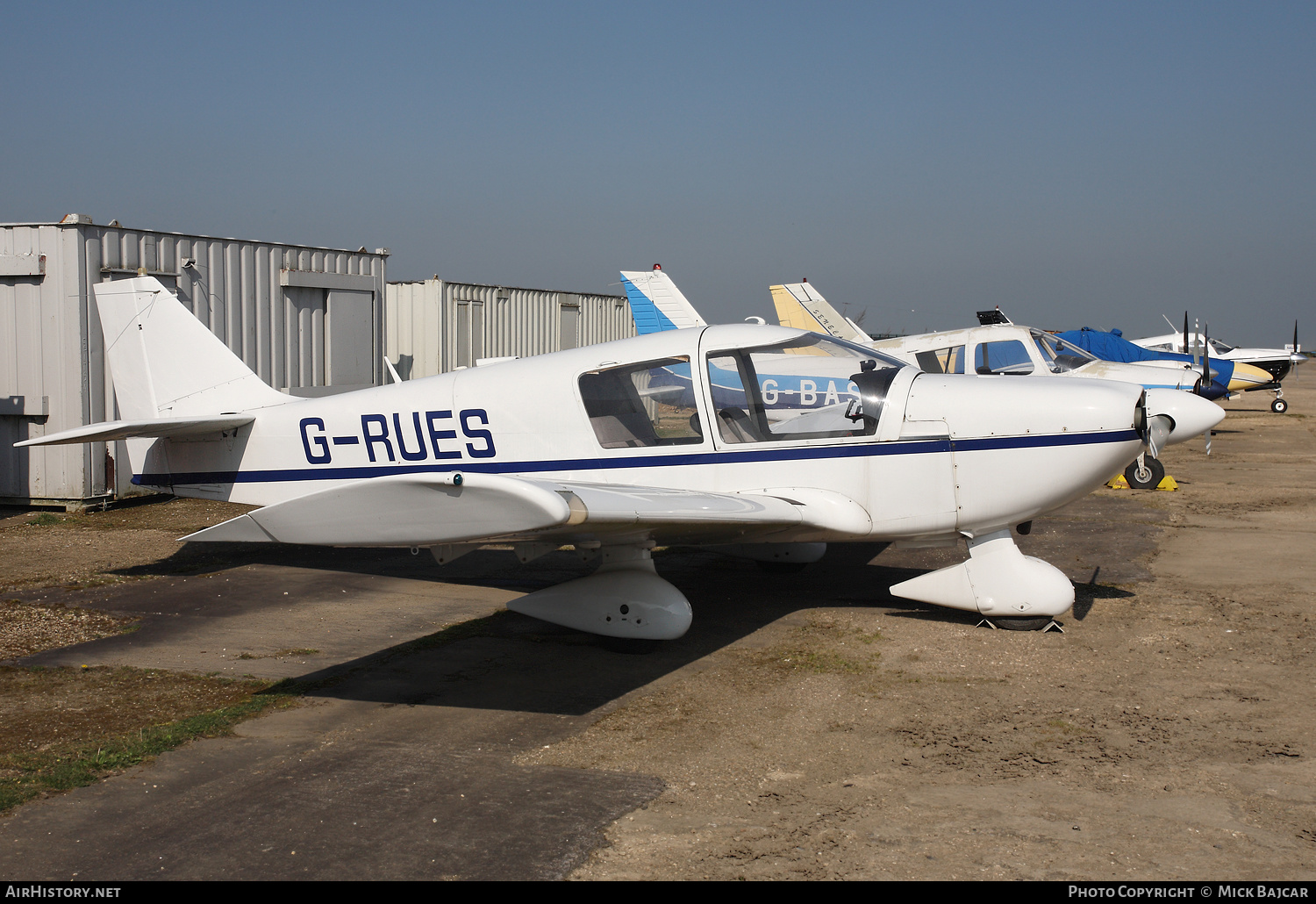 Aircraft Photo of G-RUES | Robin HR-100-210 Safari II | AirHistory.net #133350
