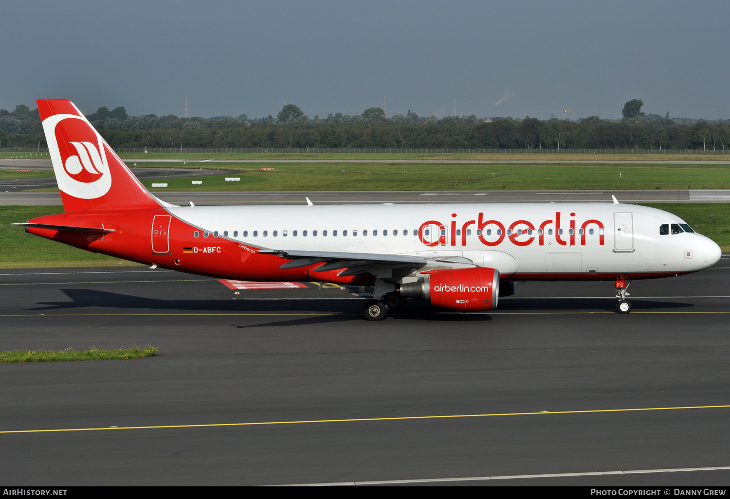 Aircraft Photo of D-ABFC | Airbus A320-214 | Air Berlin | AirHistory.net #133447