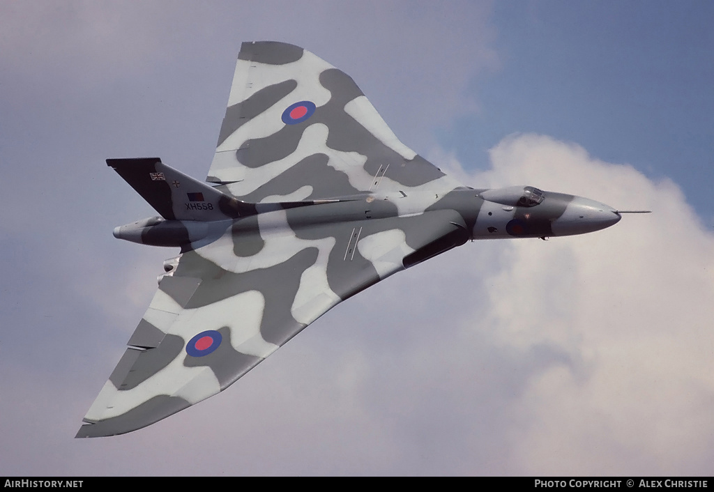Aircraft Photo of XH558 | Avro 698 Vulcan B.2 | UK - Air Force | AirHistory.net #133474