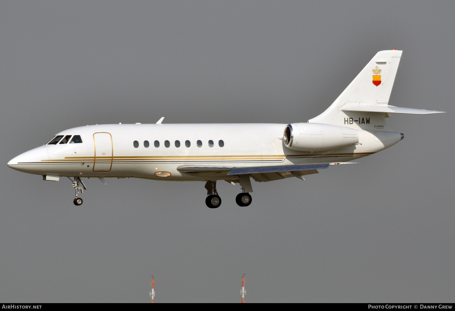 Aircraft Photo of HB-IAW | Dassault Falcon 2000 | Liechtenstein Royal Flight | AirHistory.net #133591