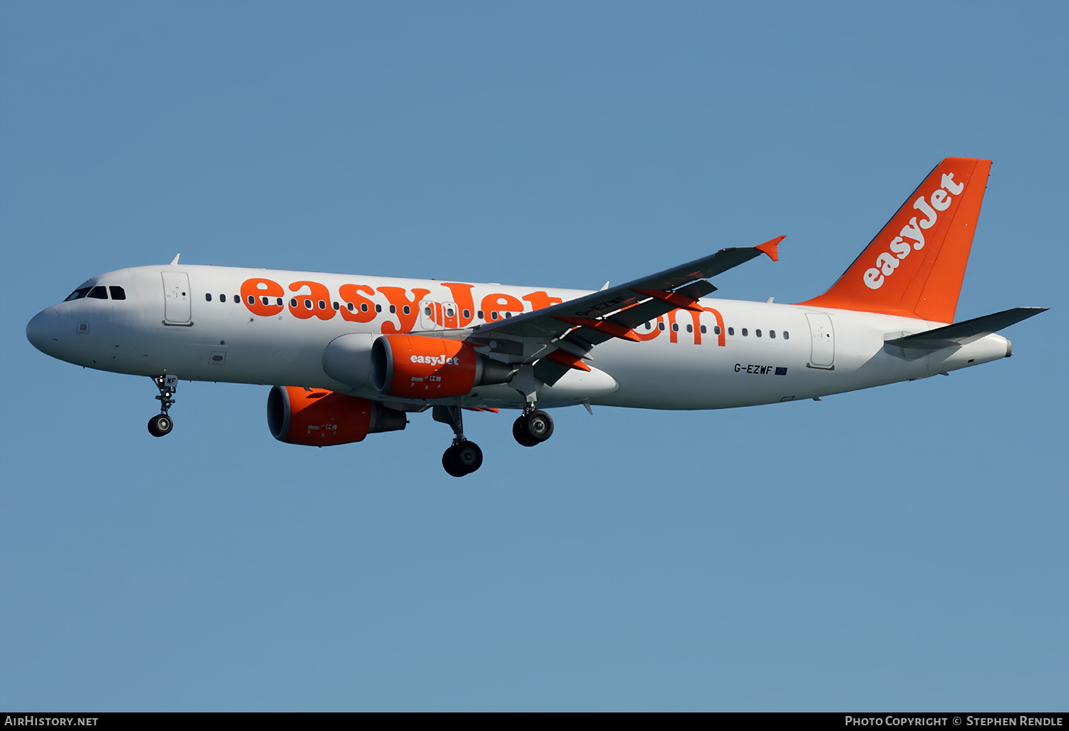 Aircraft Photo of G-EZWF | Airbus A320-214 | EasyJet | AirHistory.net #133750