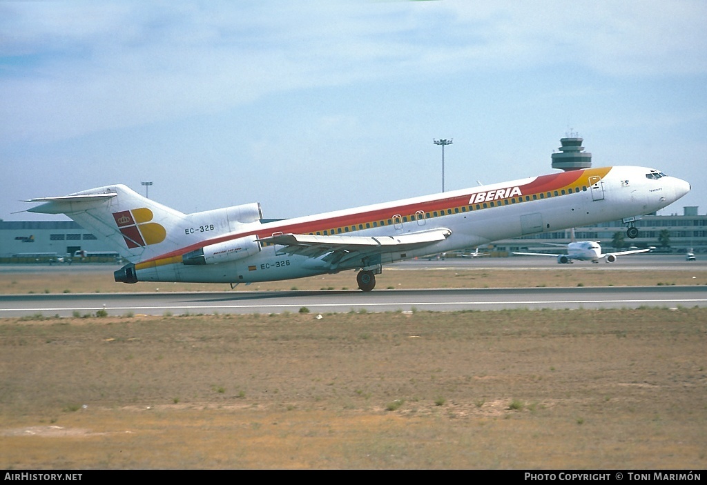 Aircraft Photo of EC-326 | Boeing 727-256/Adv | Iberia | AirHistory.net #133772