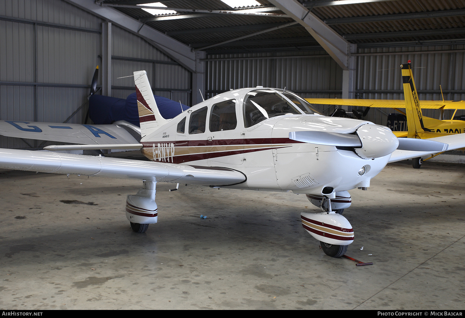 Aircraft Photo of G-BNYP | Piper PA-28-181 Archer II | AirHistory.net #133820