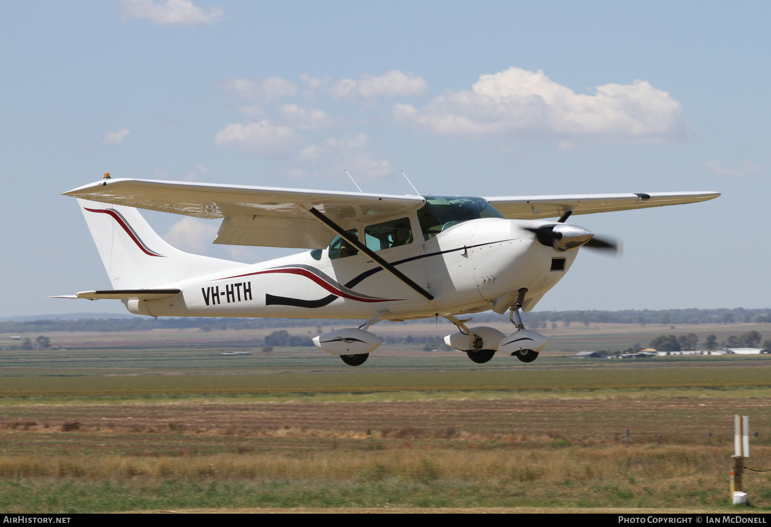 Aircraft Photo of VH-HTH | Cessna 182F Skylane | AirHistory.net #133821