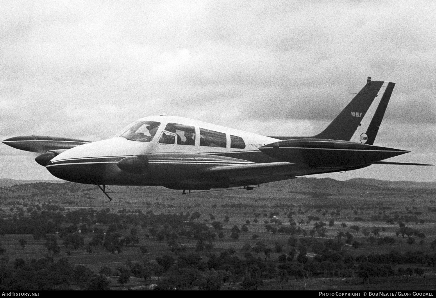 Aircraft Photo of VH-RLY | Cessna 310I | AirHistory.net #133828
