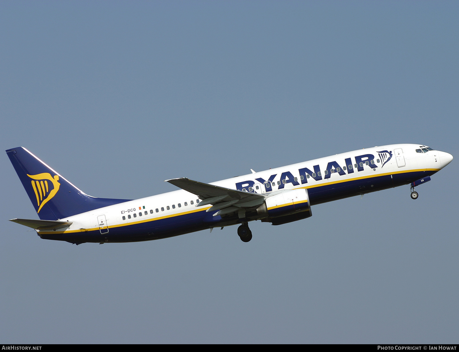 Aircraft Photo of EI-DCG | Boeing 737-8AS | Ryanair | AirHistory.net #133845