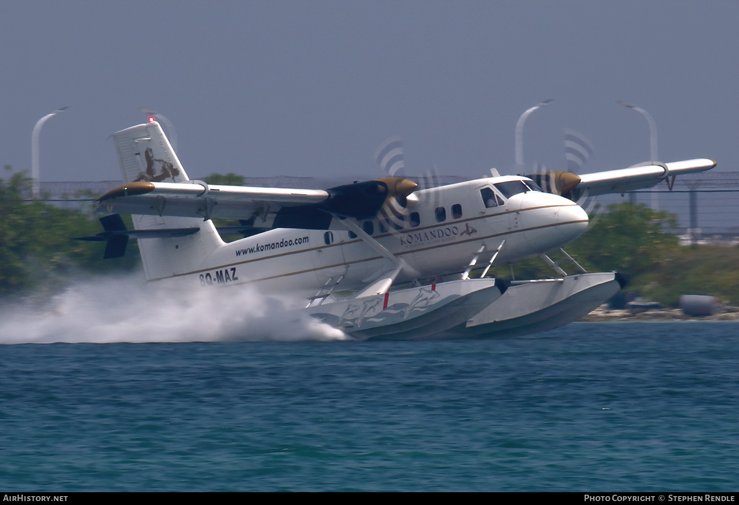Aircraft Photo of 8Q-MAZ | De Havilland Canada DHC-6-300 Twin Otter | Komandoo Island Resort | AirHistory.net #133922