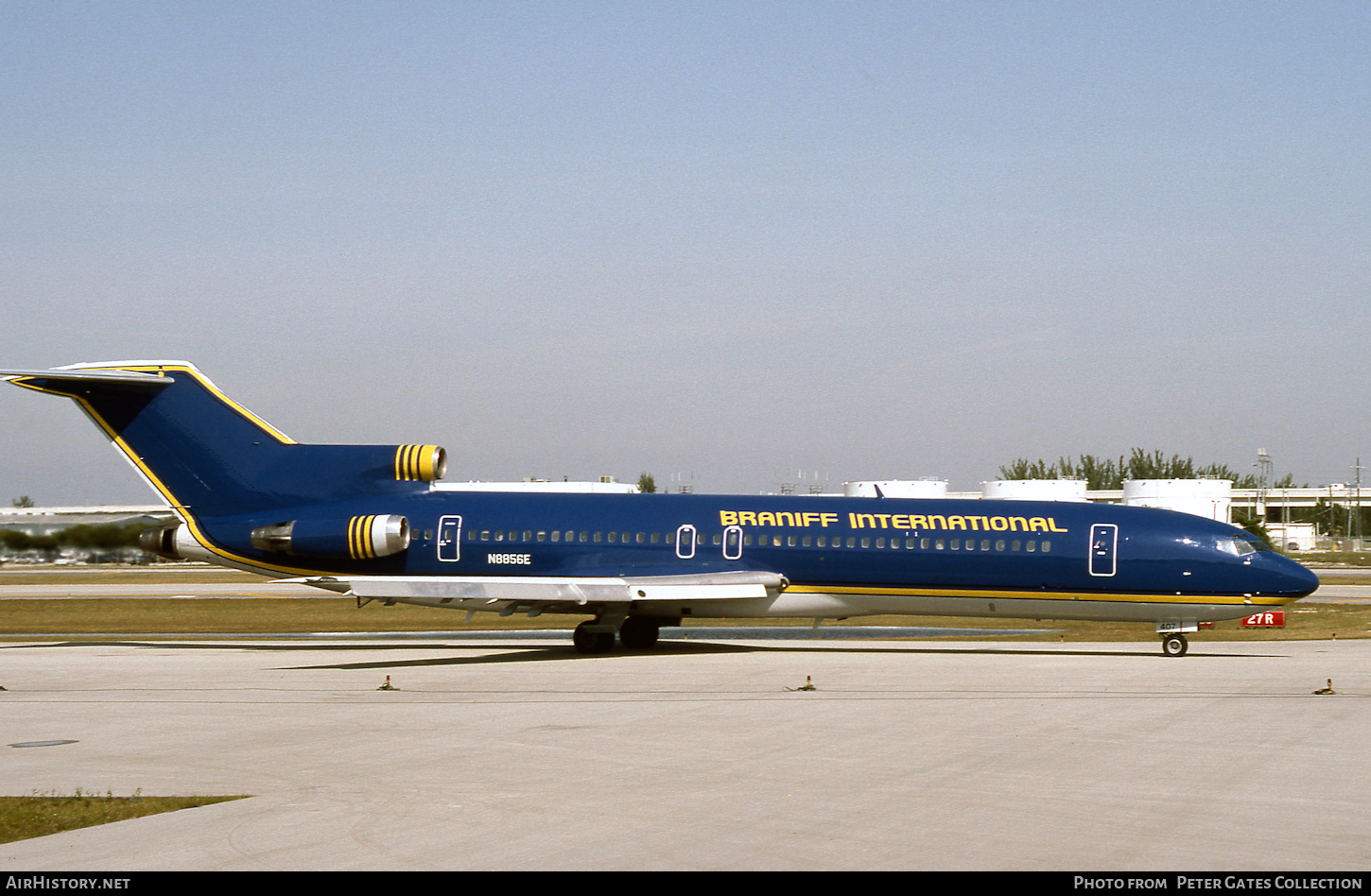 Aircraft Photo of N8856E | Boeing 727-225/Adv | Braniff International Airlines | AirHistory.net #133956