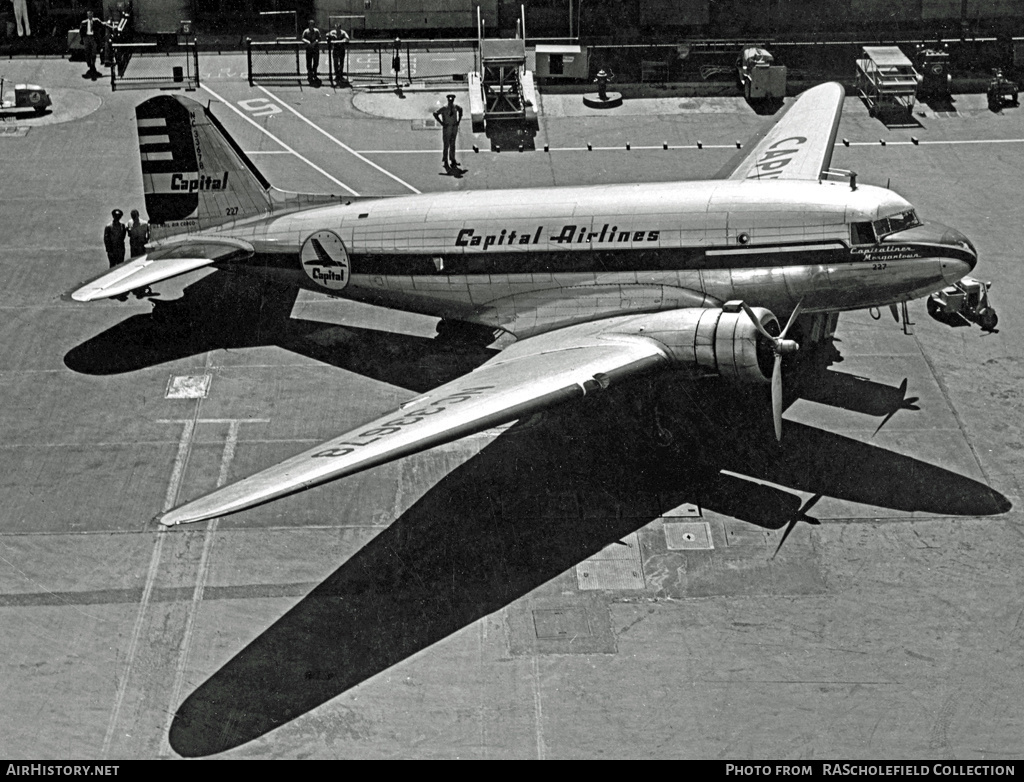 Aircraft Photo of NC33678 | Douglas DC-3-313D | Capital Airlines | AirHistory.net #133992