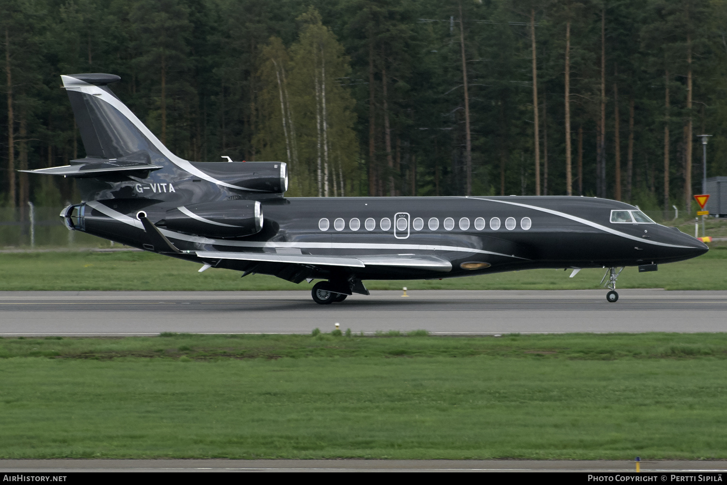 Aircraft Photo of G-VITA | Dassault Falcon 7X | AirHistory.net #134001