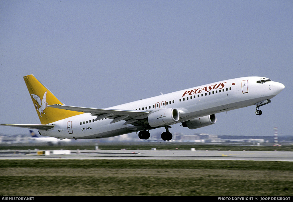 Aircraft Photo of TC-APL | Boeing 737-86N | Pegasus Airlines | AirHistory.net #134047