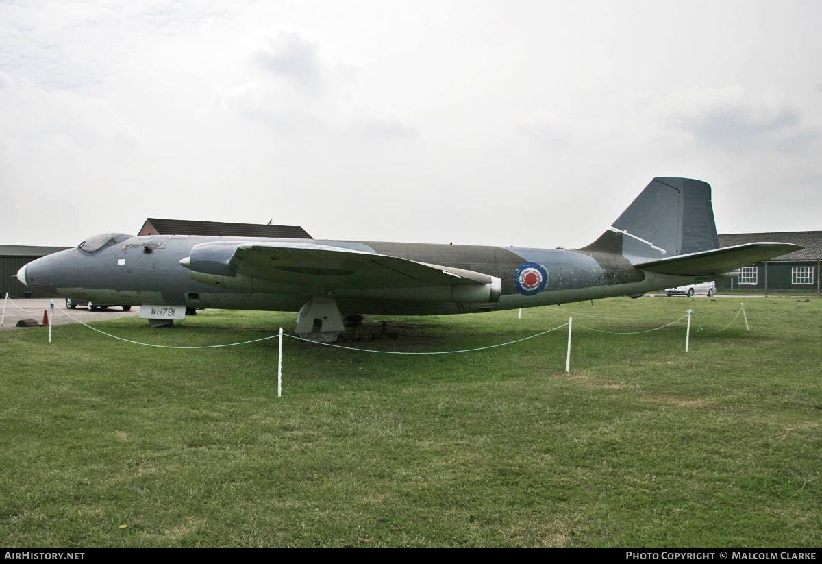 Aircraft Photo of WH791 | English Electric Canberra PR7 | UK - Air Force | AirHistory.net #134201