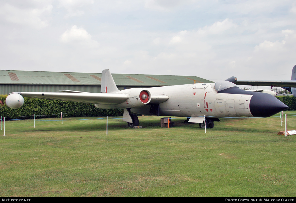Aircraft Photo of WH904 | English Electric Canberra T.19 | UK - Air Force | AirHistory.net #134208