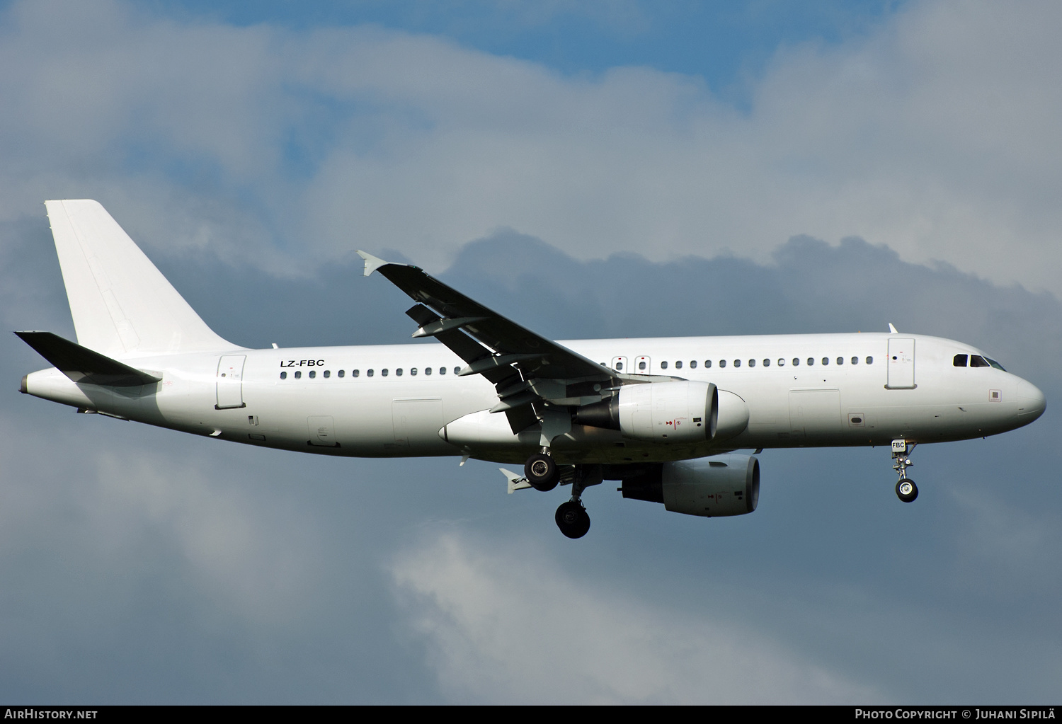 Aircraft Photo of LZ-FBC | Airbus A320-214 | AirHistory.net #134248