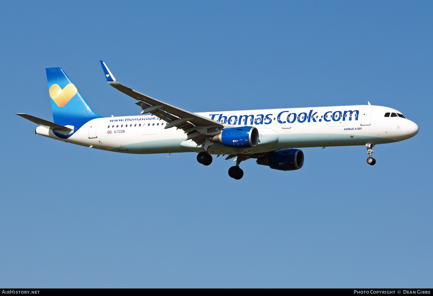Aircraft Photo of G-TCDB | Airbus A321-211 | Thomas Cook Airlines | AirHistory.net #134280
