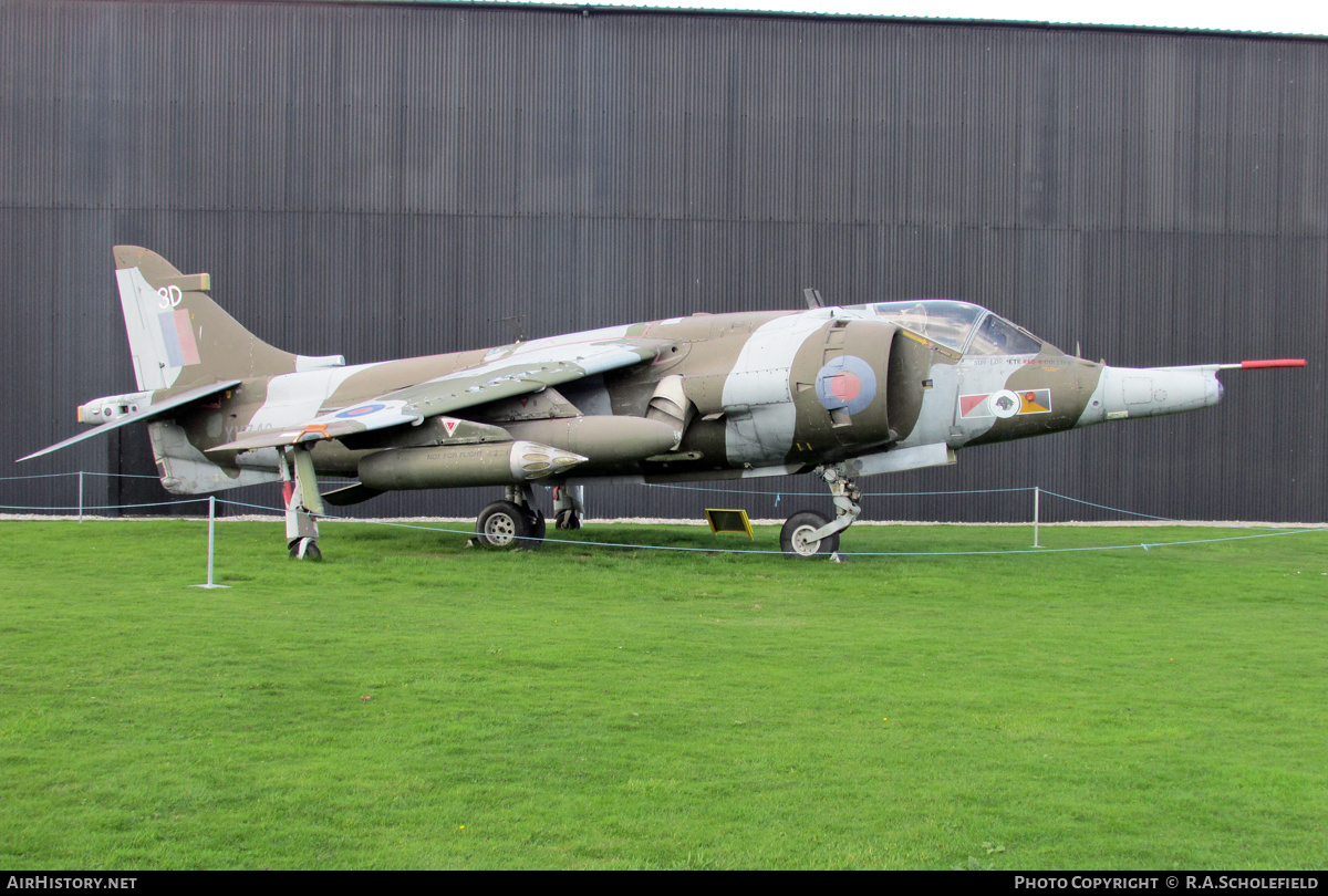 Aircraft Photo of XV748 | Hawker Siddeley Harrier GR3 | UK - Air Force | AirHistory.net #134297