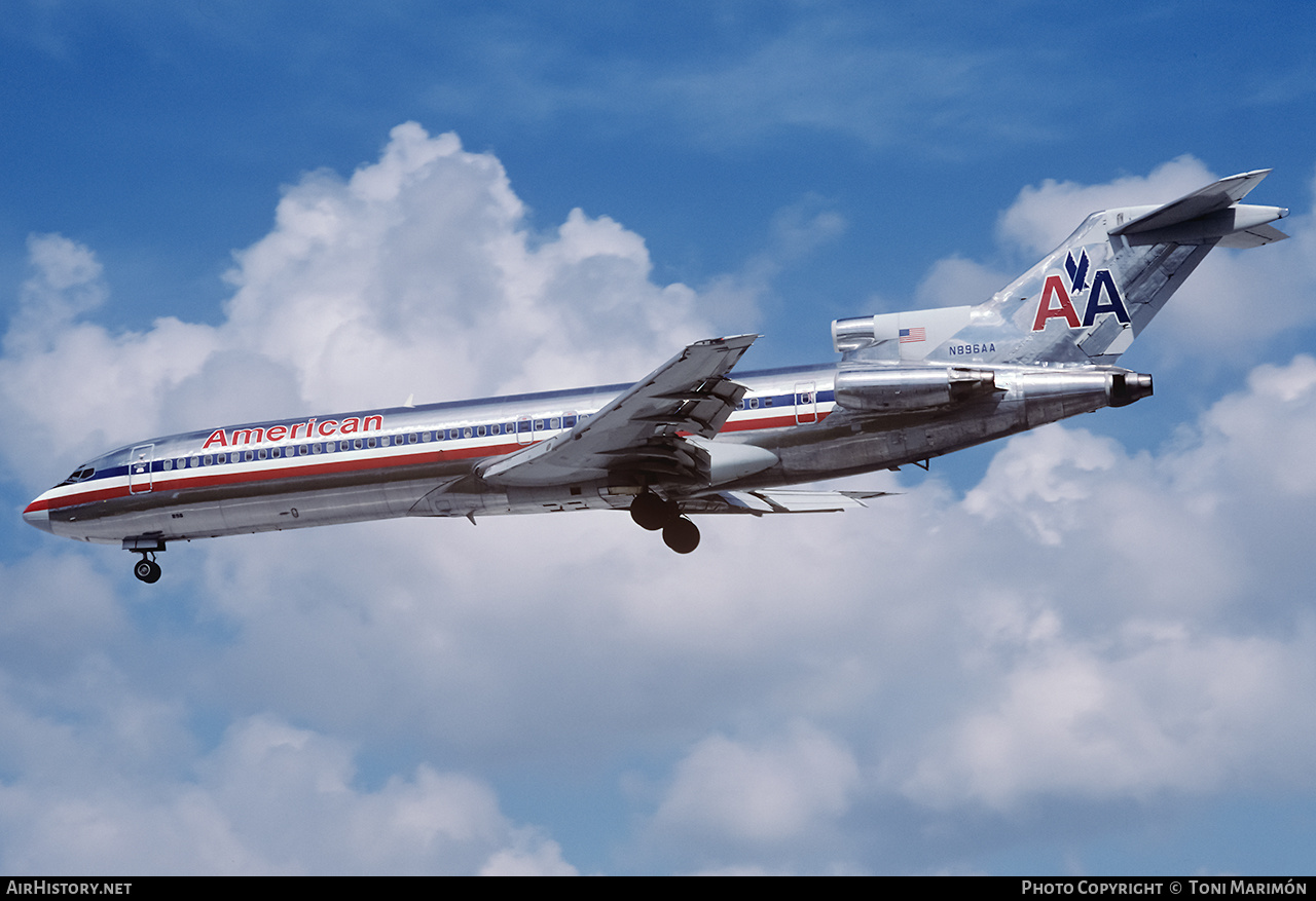 Aircraft Photo of N896AA | Boeing 727-223/Adv | American Airlines | AirHistory.net #134531