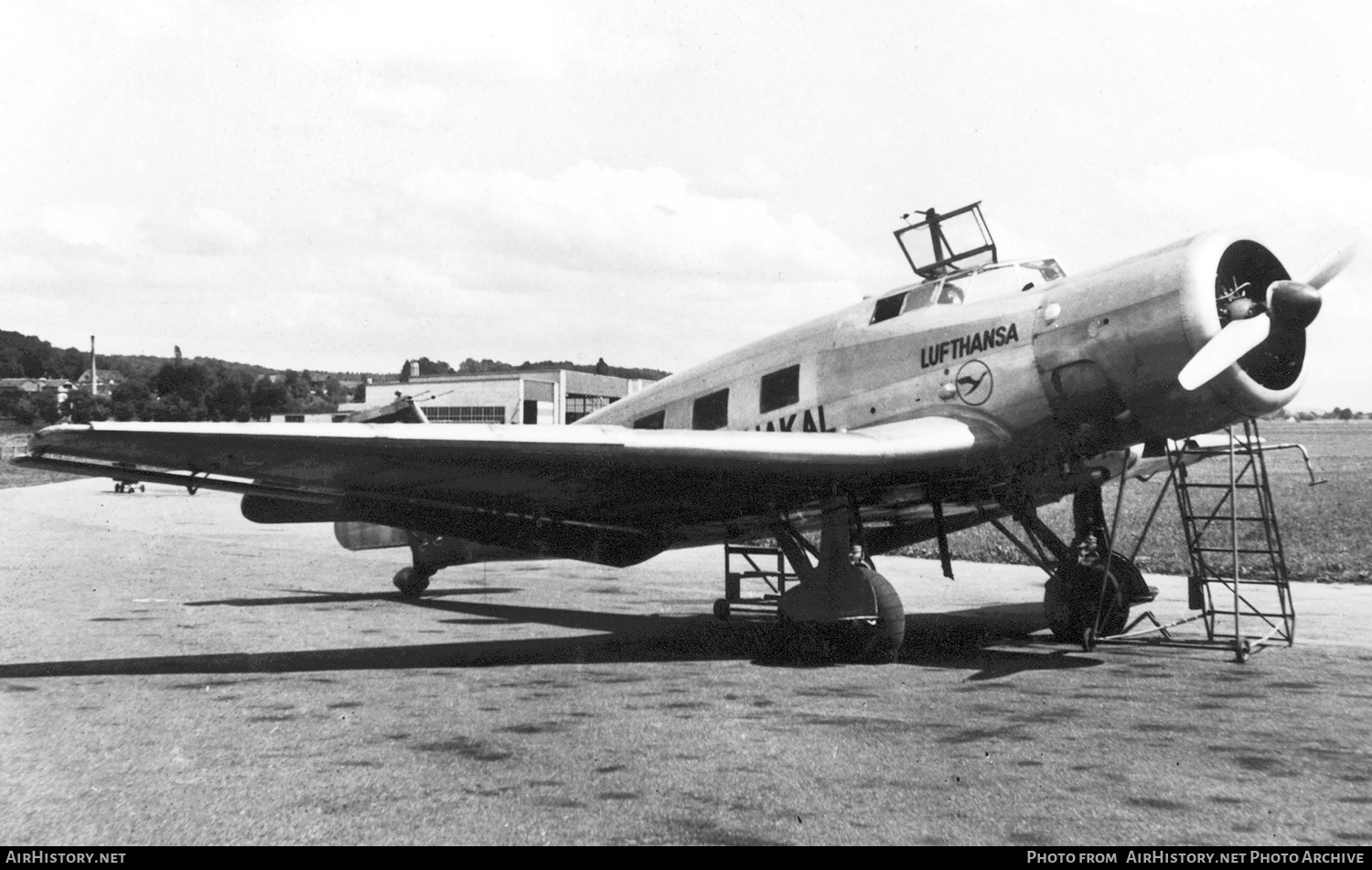 Aircraft Photo of D-ULUR | Junkers Ju 160D-0 | Deutsche Luft Hansa | AirHistory.net #134737
