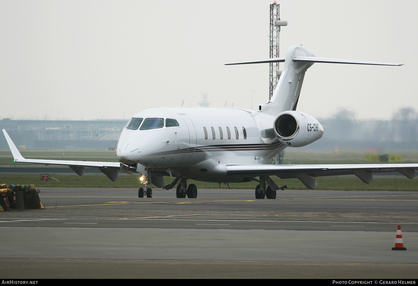 Aircraft Photo of CS-CHF | Bombardier Challenger 350 (BD-100-1A10) | AirHistory.net #134777