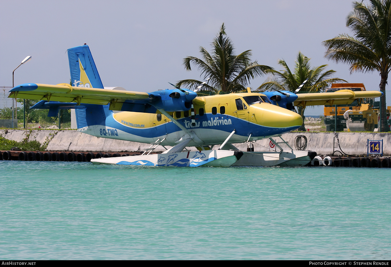 Aircraft Photo of 8Q-TMQ | De Havilland Canada DHC-6-300 Twin Otter | Trans Maldivian Airways - TMA | AirHistory.net #134778