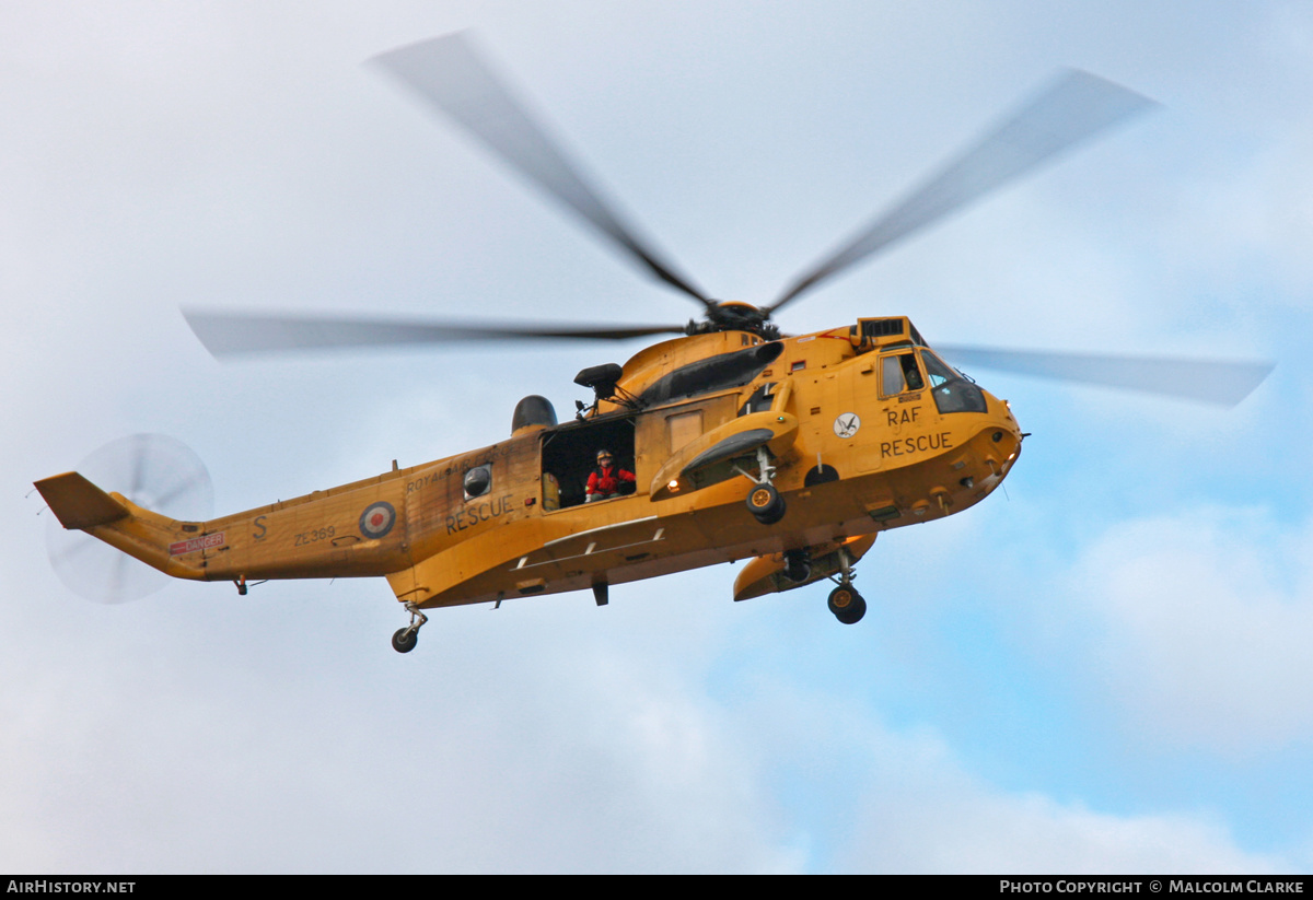 Aircraft Photo of ZE369 | Westland WS-61 Sea King HAR3 | UK - Air Force | AirHistory.net #134932