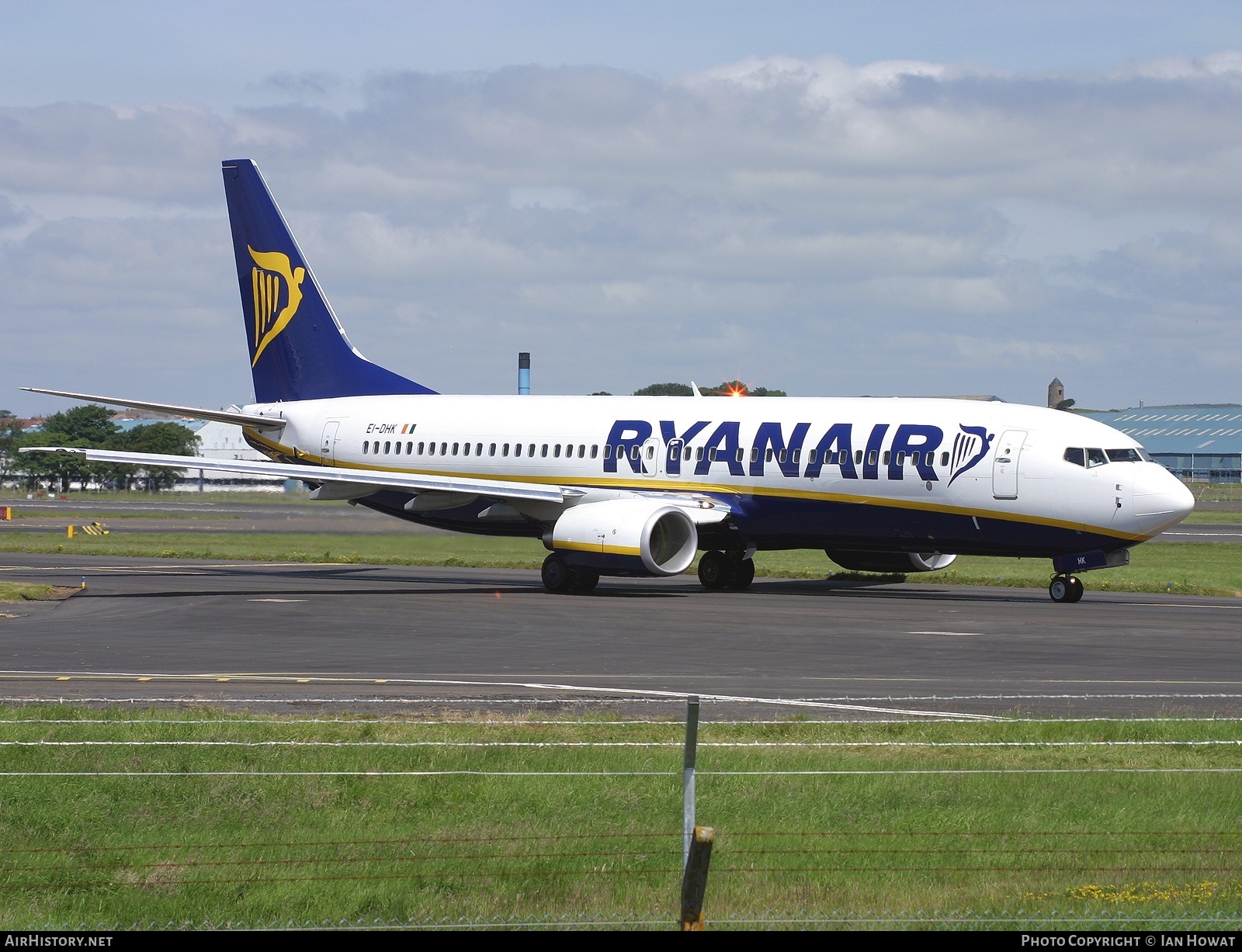 Aircraft Photo of EI-DHK | Boeing 737-8AS | Ryanair | AirHistory.net #135120
