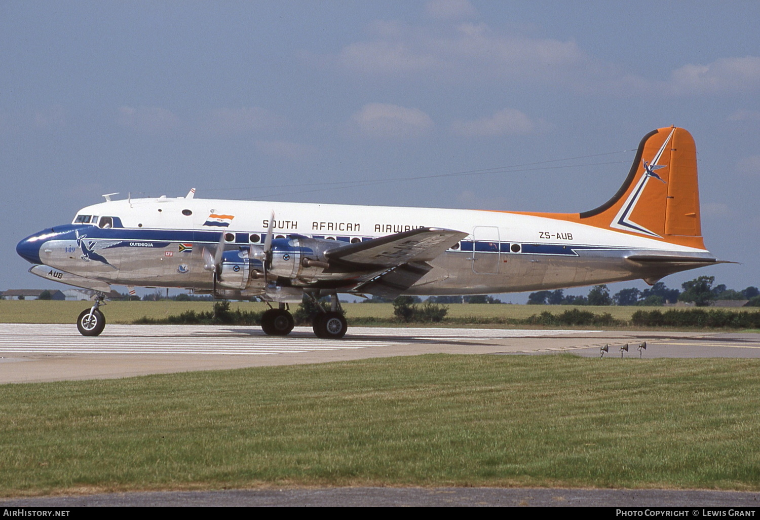 Aircraft Photo of ZS-AUB | Douglas DC-4-1009 | South African Airways - Suid-Afrikaanse Lugdiens | AirHistory.net #135135