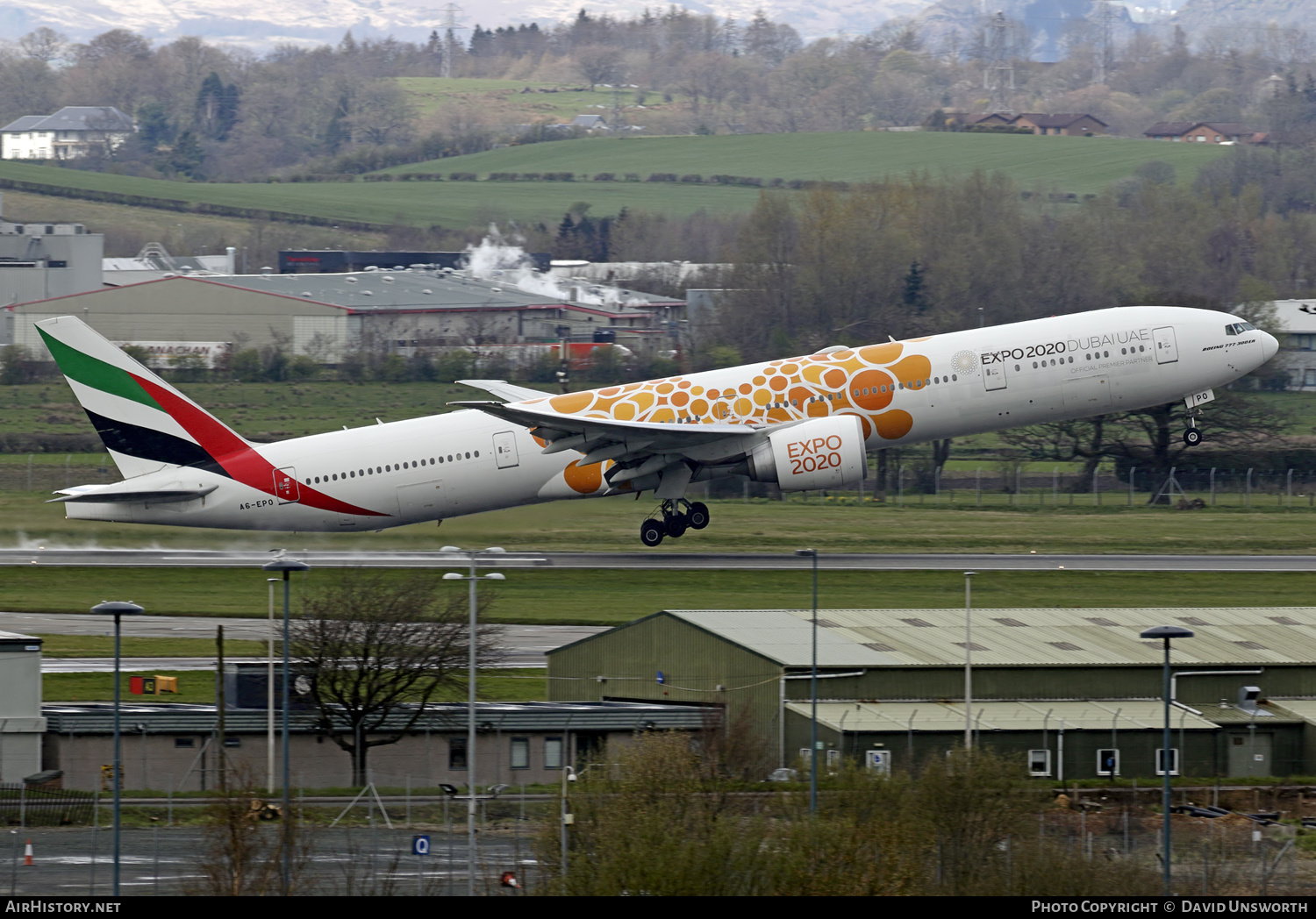 Aircraft Photo of A6-EPO | Boeing 777-31H/ER | Emirates | AirHistory.net #135162