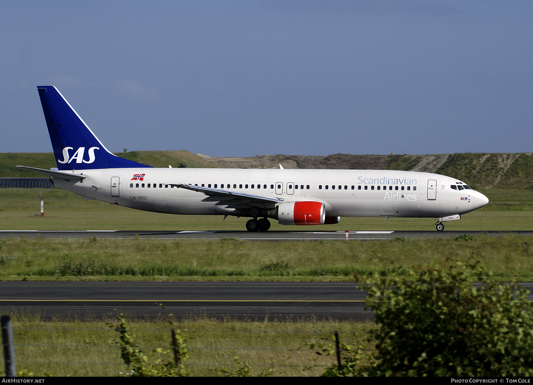 Aircraft Photo of LN-RRU | Boeing 737-883 | Scandinavian Airlines - SAS | AirHistory.net #135259