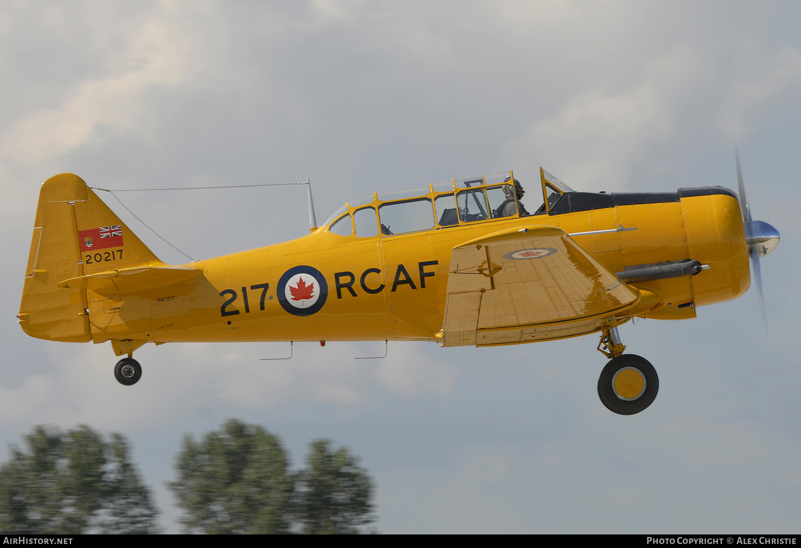Aircraft Photo of N47217 / 20217 | North American T-6J Harvard Mk IV | Canada - Air Force | AirHistory.net #135278