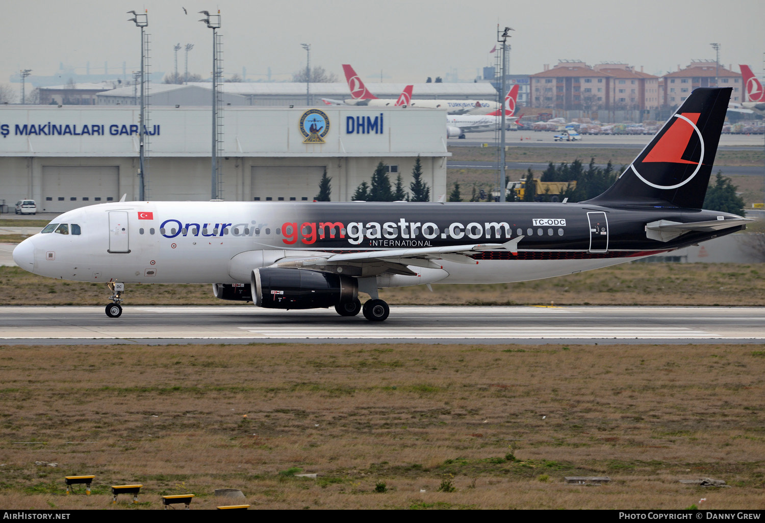 Aircraft Photo of TC-ODC | Airbus A320-233 | Onur Air | AirHistory.net #135303