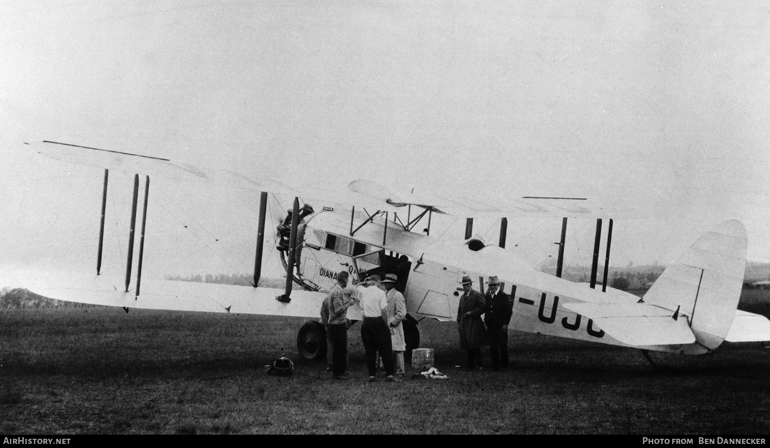 Aircraft Photo of VH-UJC | De Havilland D.H. 61 Giant Moth | Qantas Empire Airways - QEA | AirHistory.net #135319