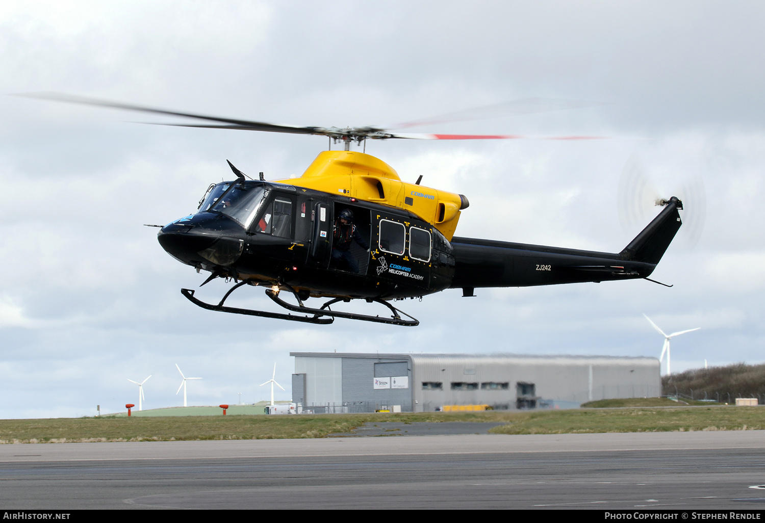 Aircraft Photo of ZJ242 | Bell 412EP Griffin HT1 | UK - Air Force | AirHistory.net #135365