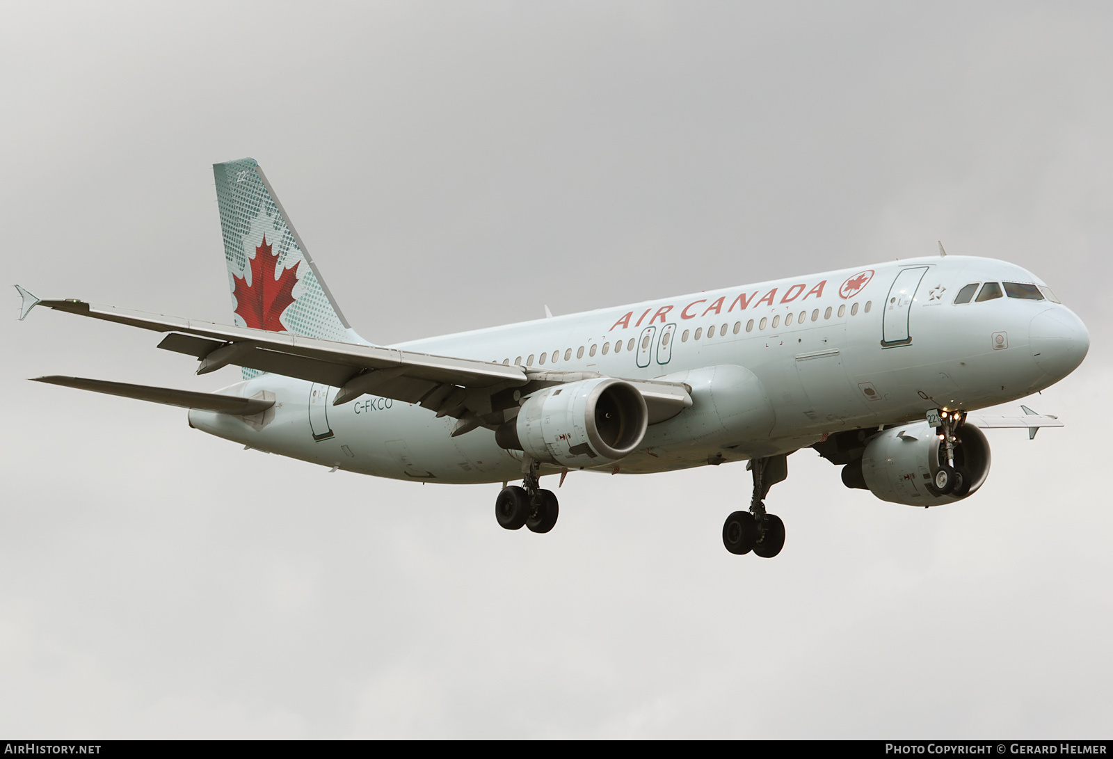 Aircraft Photo of C-FKCO | Airbus A320-211 | Air Canada | AirHistory.net #135378