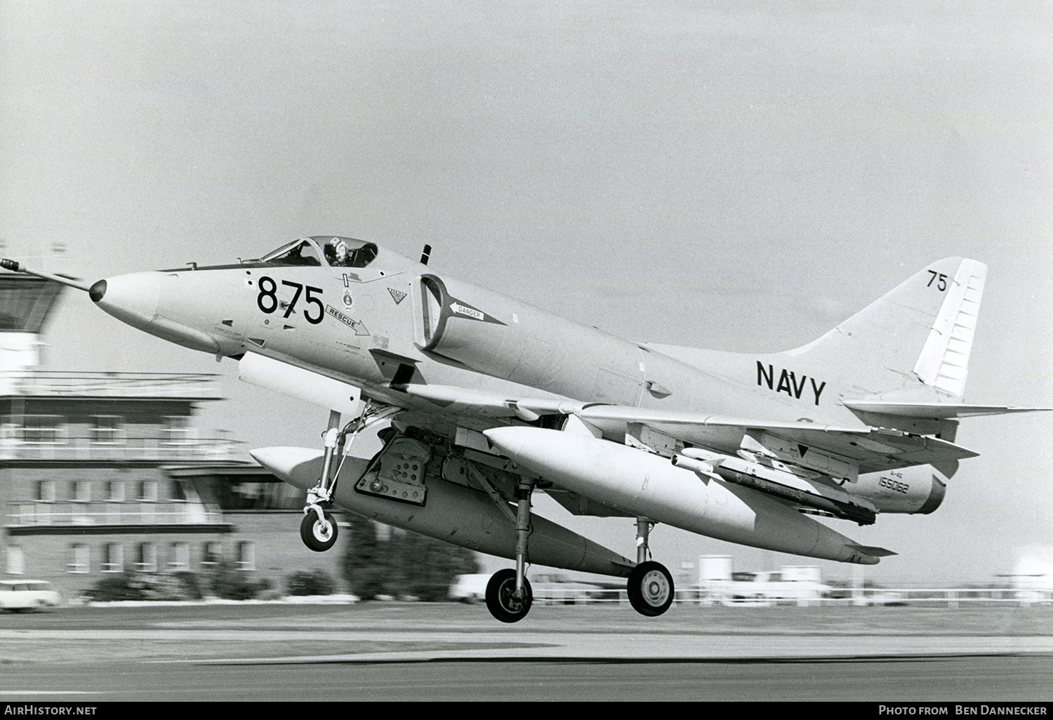 Aircraft Photo of N13-155062 | McDonnell Douglas A-4G Skyhawk | Australia - Navy | AirHistory.net #135482