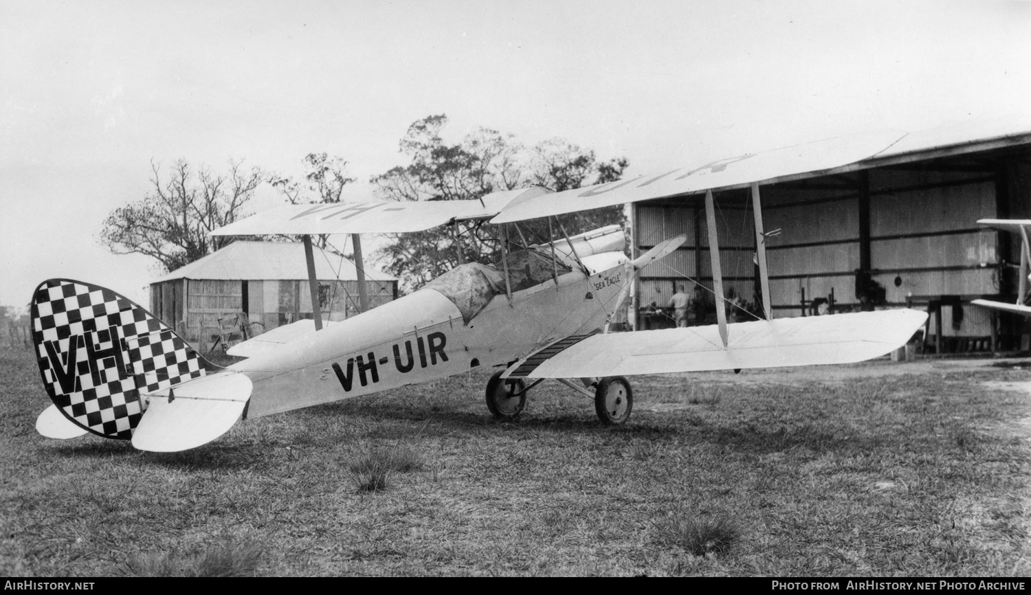 Aircraft Photo of VH-UIR | De Havilland D.H. 60G Gipsy Moth | Queensland Air Navigation | AirHistory.net #135492
