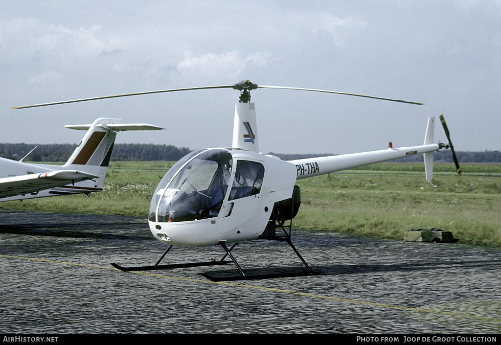 Aircraft Photo of PH-THA | Robinson R-22 Beta | Teuge Helikopters | AirHistory.net #135516