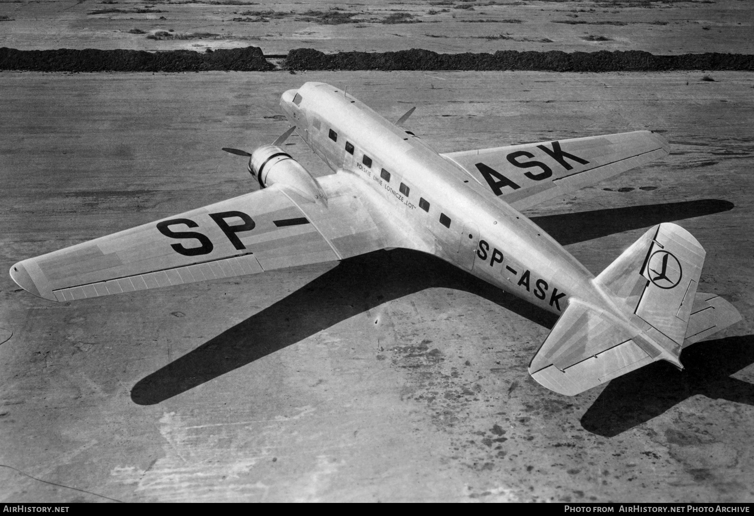 Aircraft Photo of SP-ASK | Douglas DC-2-115F | Polskie Linie Lotnicze - LOT | AirHistory.net #135572