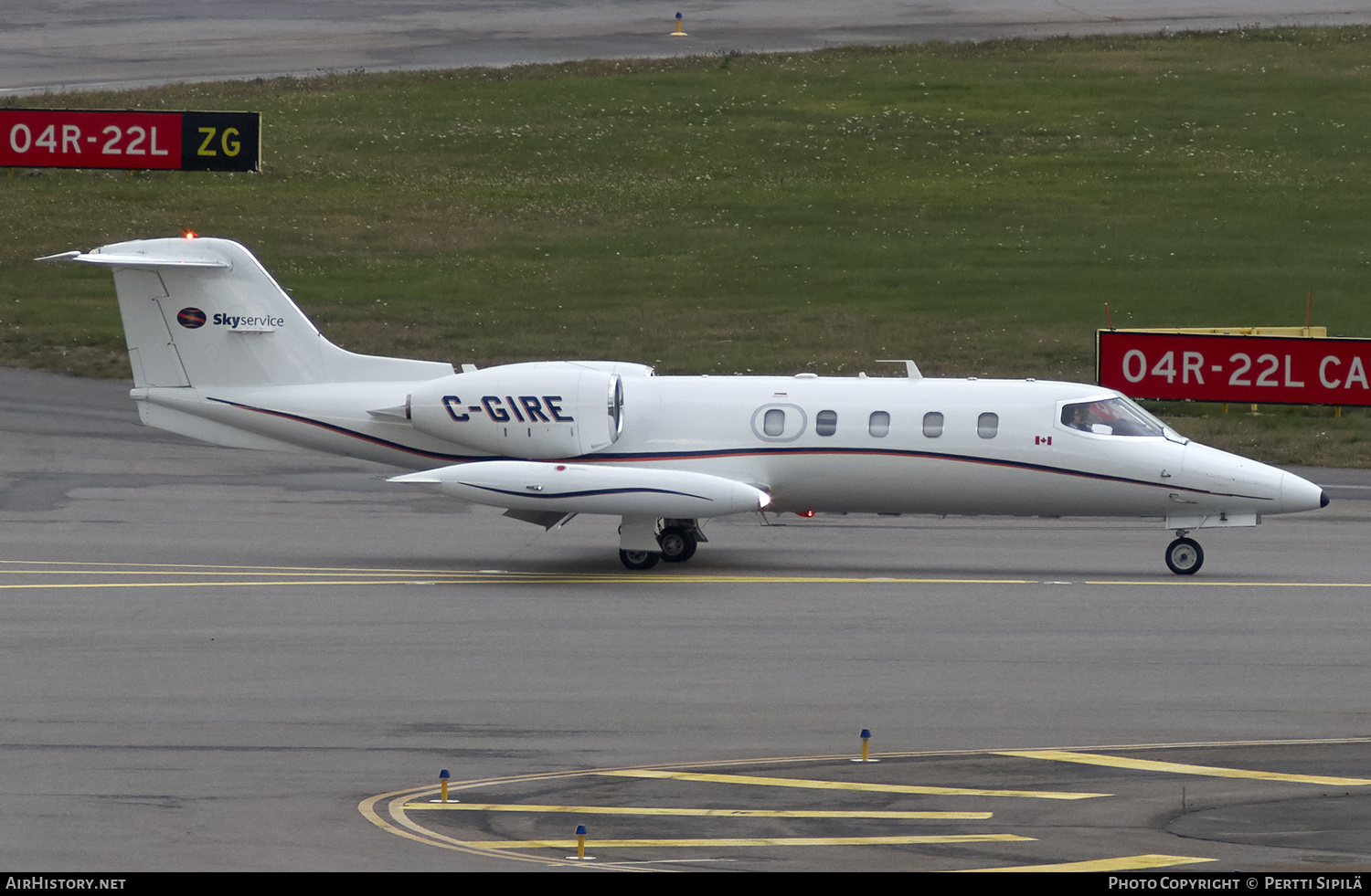 Aircraft Photo of C-GIRE | Gates Learjet 35 | Skyservice Business Aviation | AirHistory.net #135619