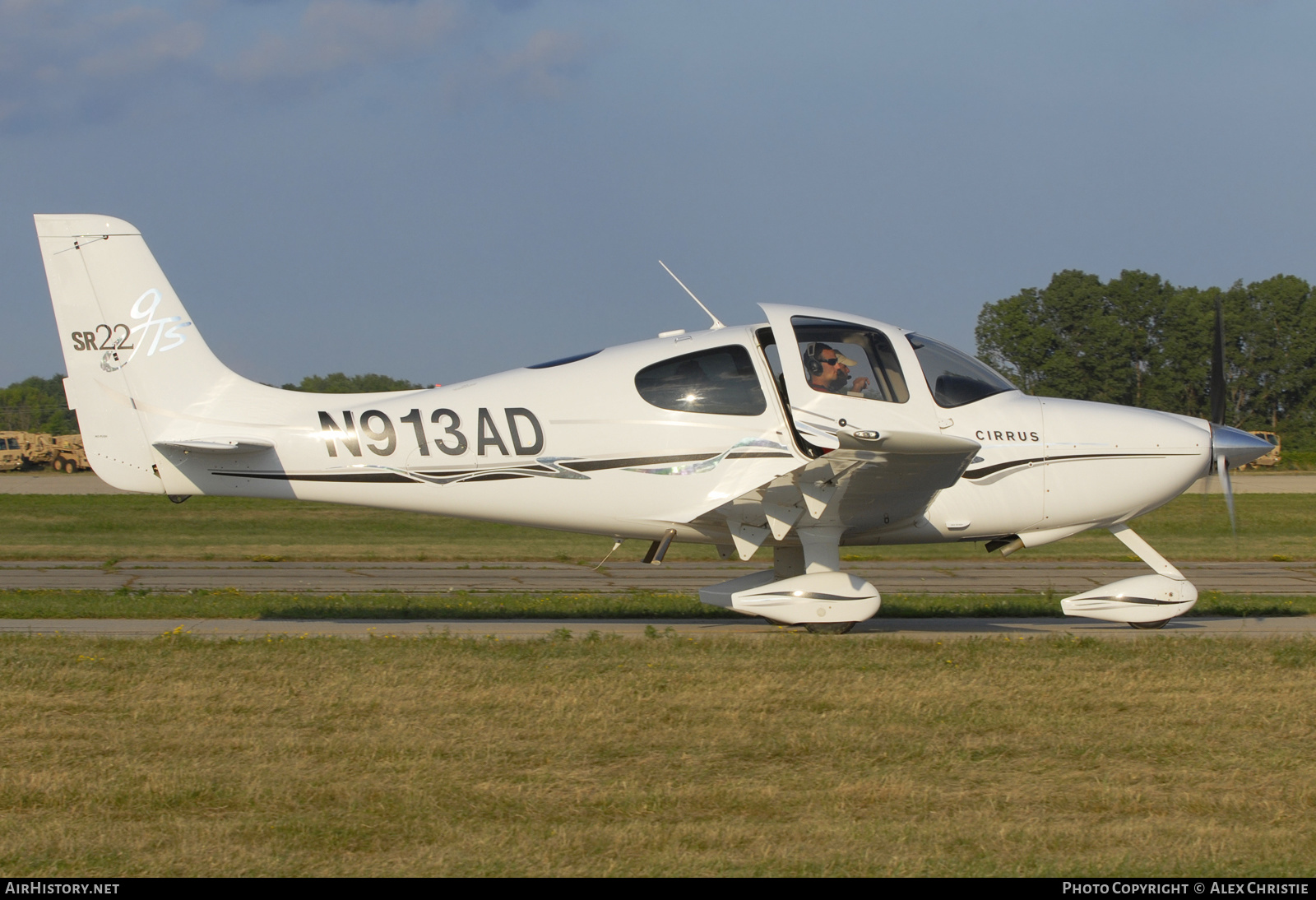 Aircraft Photo of N913AD | Cirrus SR-22 G2-GTS | AirHistory.net #135803