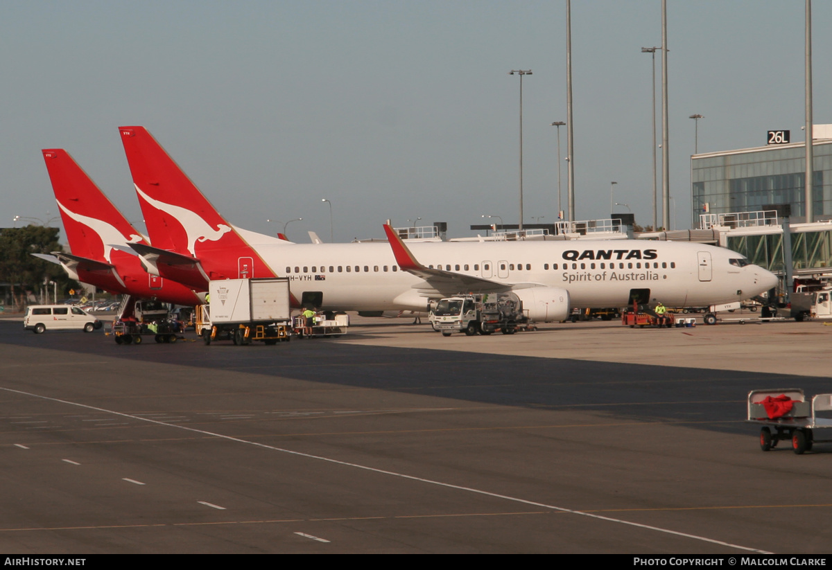 Aircraft Photo of VH-VYH | Boeing 737-838 | Qantas | AirHistory.net #135805
