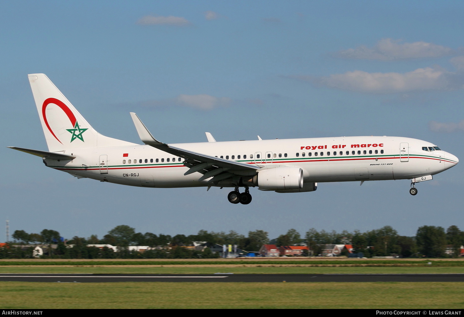 Aircraft Photo of CN-RGJ | Boeing 737-8B6 | Royal Air Maroc - RAM | AirHistory.net #135878