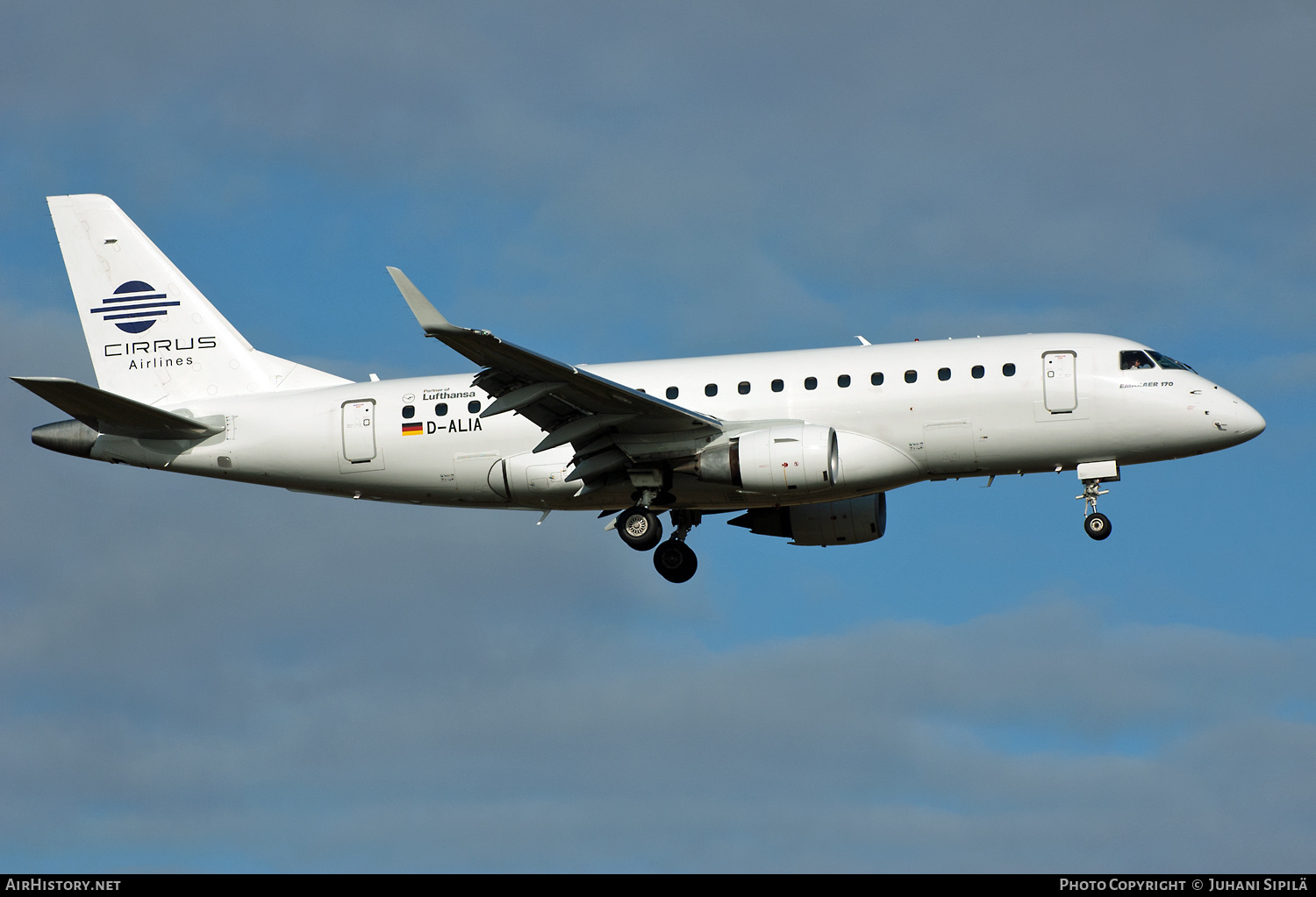 Aircraft Photo of D-ALIA | Embraer 170LR (ERJ-170-100LR) | Cirrus Airlines | AirHistory.net #135908