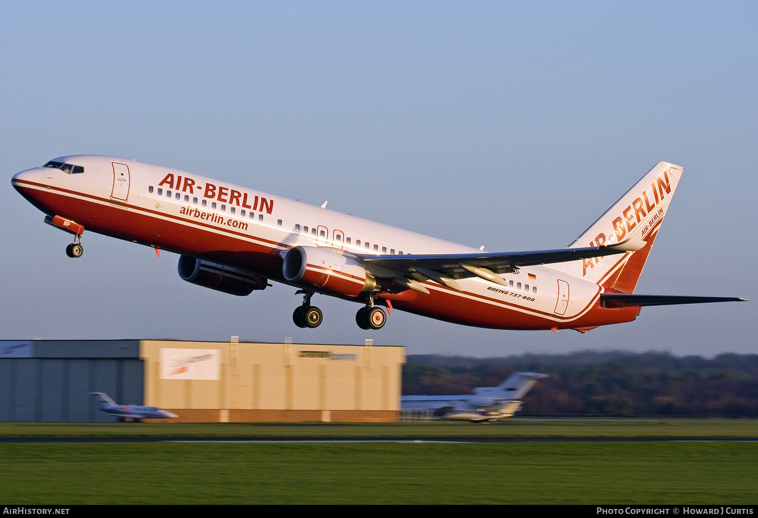 Aircraft Photo of D-ABBP | Boeing 737-86J | Air Berlin | AirHistory.net #135954