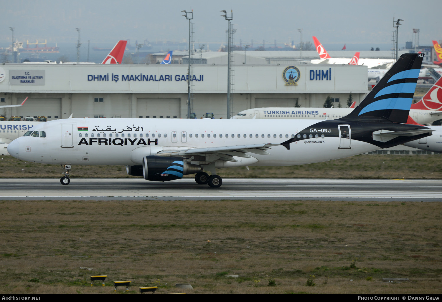 Aircraft Photo of 5A-ONJ | Airbus A320-214 | Afriqiyah Airways | AirHistory.net #136019