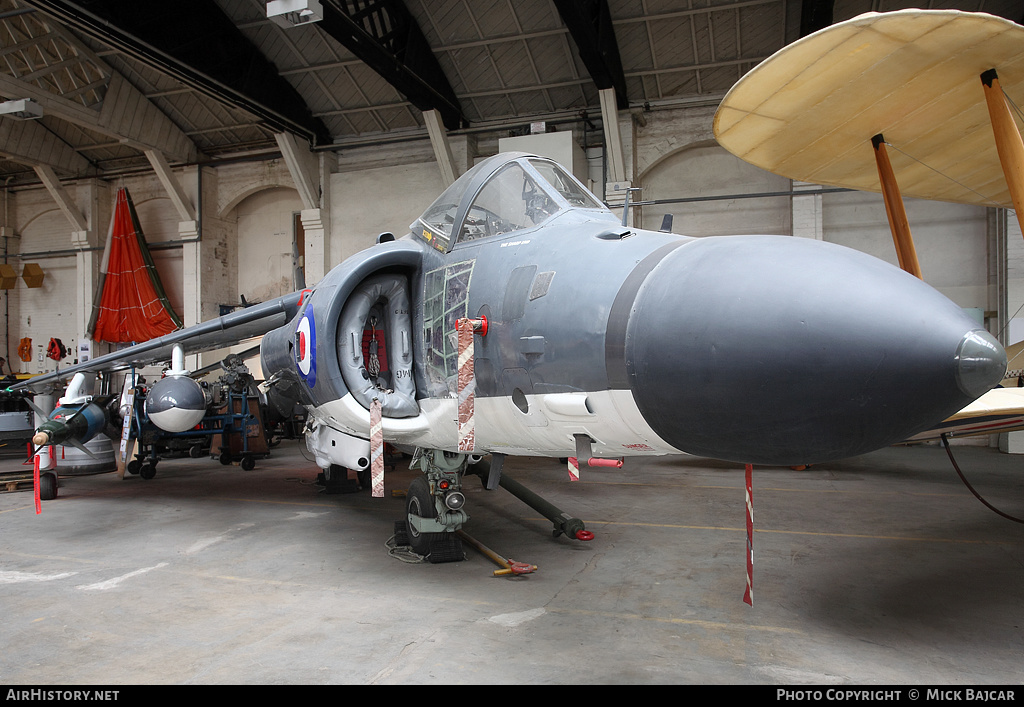 Aircraft Photo of XZ457 | British Aerospace Sea Harrier FA2 | UK - Navy | AirHistory.net #136031